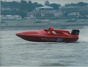Click image for larger version

Name:	Red Boat 04-10-07.jpg
Views:	936
Size:	56.1 KB
ID:	14006