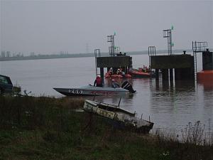 Click image for larger version

Name:	Dan Boat Race Combwich 005.jpg
Views:	245
Size:	46.3 KB
ID:	15829