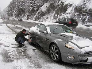 Click image for larger version

Name:	snow-chains-taking-off.jpg
Views:	273
Size:	133.7 KB
ID:	18937