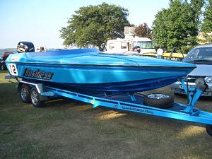 Click image for larger version

Name:	boat mad pictures 002_Medium.jpg
Views:	811
Size:	164.0 KB
ID:	21820