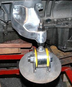 Click image for larger version

Name:	engine mount.jpg
Views:	231
Size:	111.9 KB
ID:	23732
