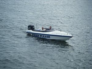 Click image for larger version

Name:	boat.JPG
Views:	367
Size:	53.3 KB
ID:	25280