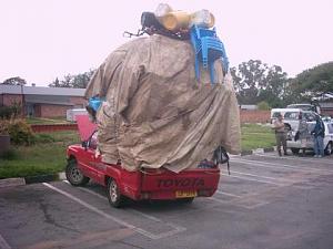Click image for larger version

Name:	hilux_load.preview.jpg
Views:	292
Size:	21.0 KB
ID:	29152