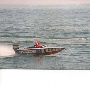 Click image for larger version

Name:	powerboat3bwinner.jpg
Views:	343
Size:	84.8 KB
ID:	35320