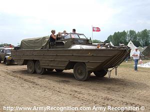 Click image for larger version

Name:	Duck_War_&_Peace_Show_2006_001.jpg
Views:	223
Size:	126.9 KB
ID:	43772