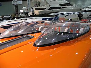 Click image for larger version

Name:	1780la_boat_show_2006_007.jpg
Views:	439
Size:	53.7 KB
ID:	7551
